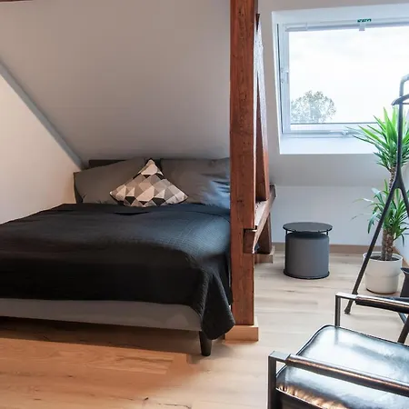 Grosse Familienfreundliche In Apartman